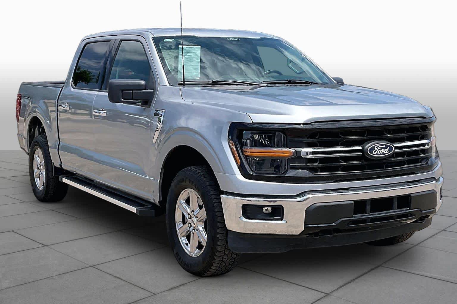 Certified 2025 Ford F150 XLT w/ Equipment Group 301A Standard AWD/4WD image 3