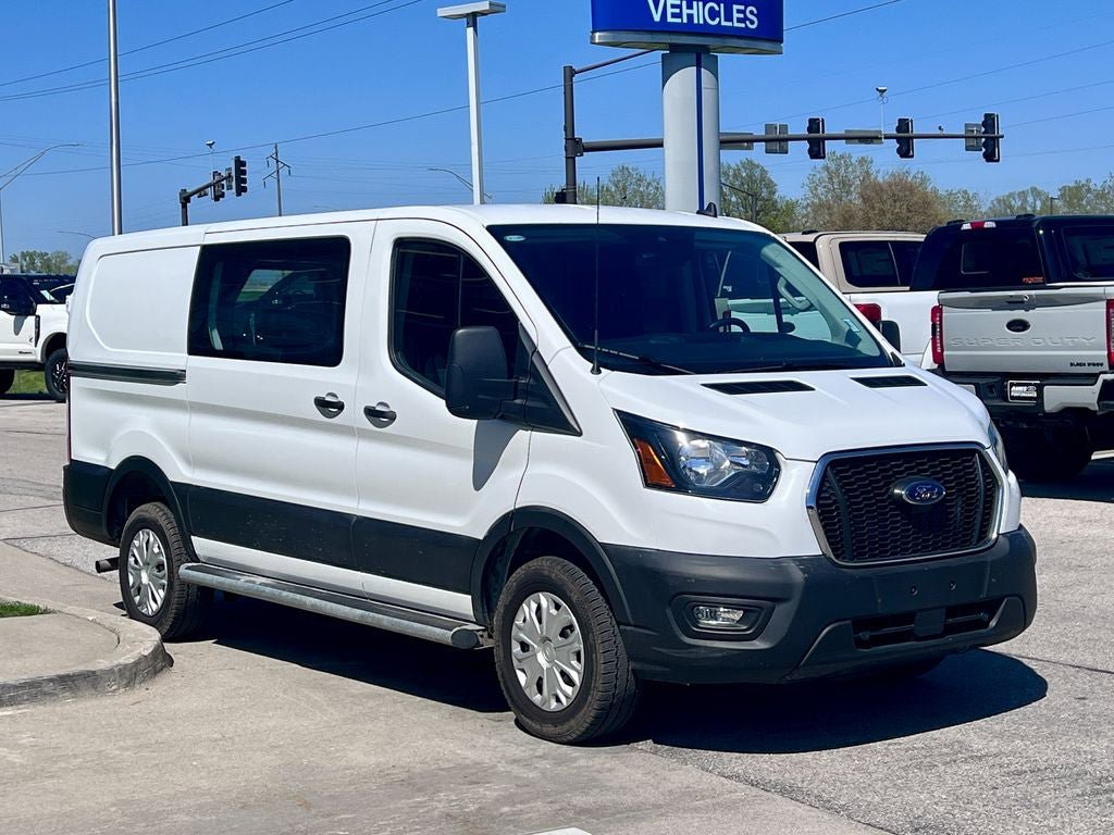 Certified 2025 Ford Transit 250 Low Roof w/ Exterior Upgrade Package RWD image 7