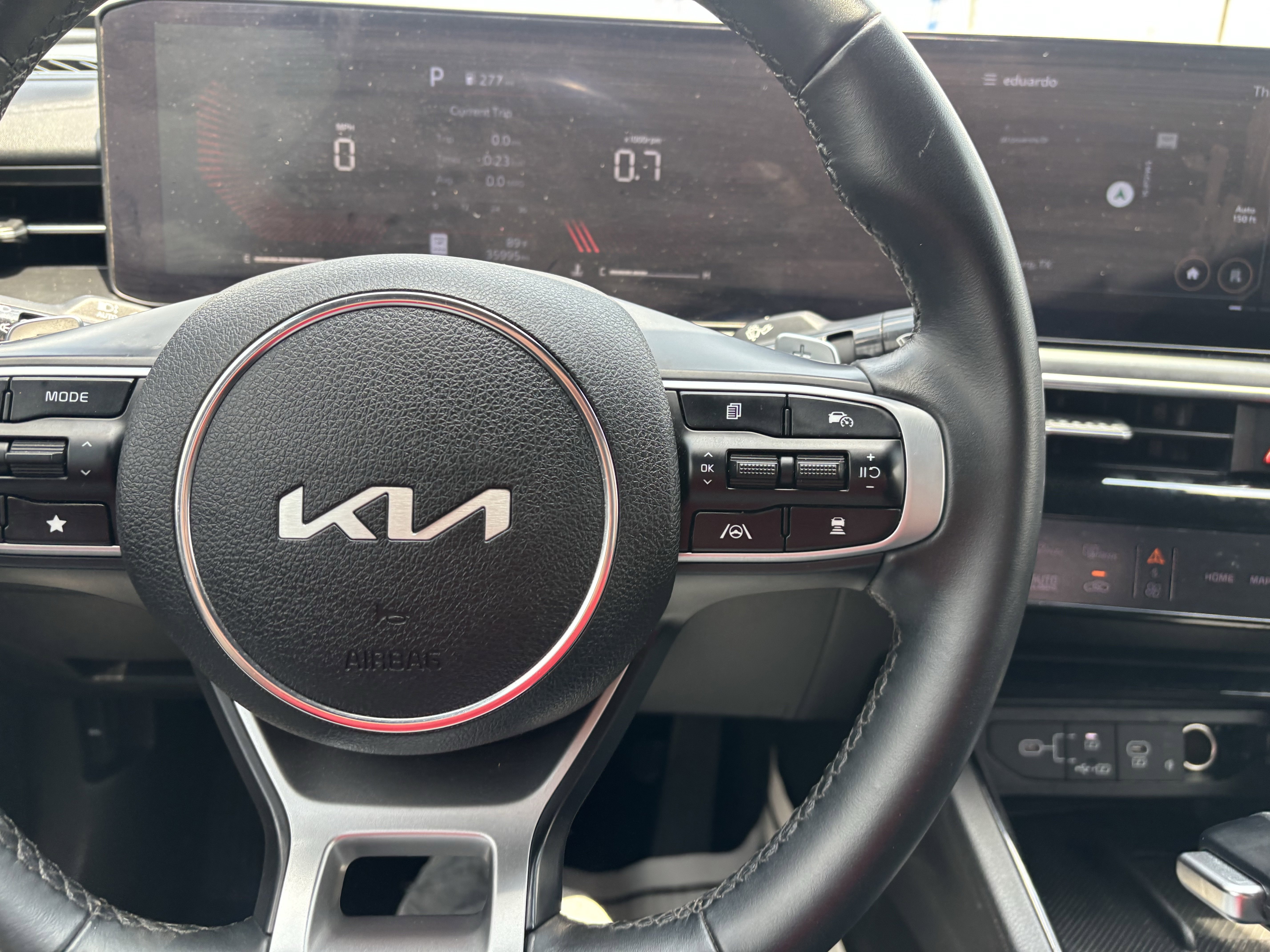 Used 2025 Kia K5 GT FWD image 28