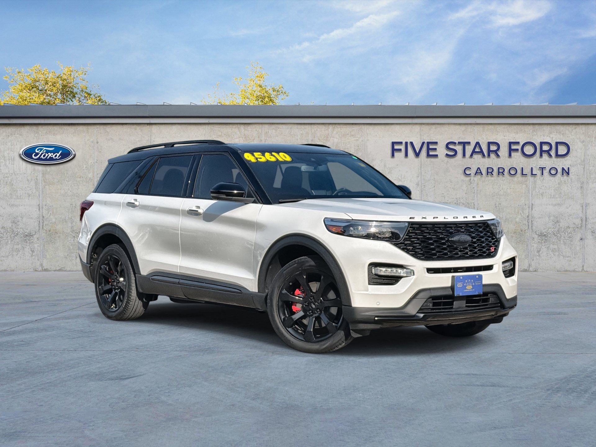 Certified 2023 Ford Explorer ST w/ Equipment Group 401A AWD/4WD image 1