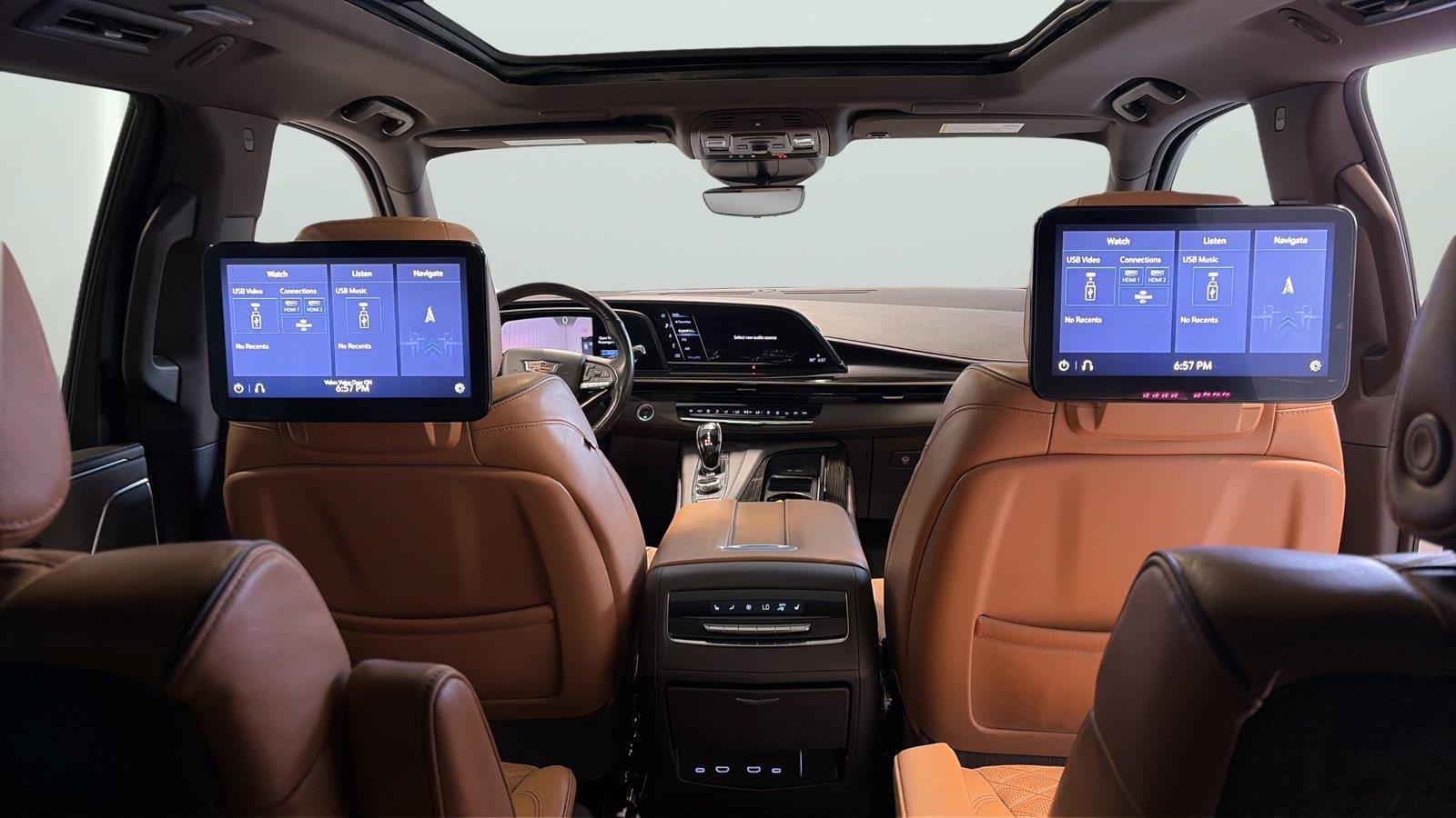 Used 2021 Cadillac Escalade ESV Sport w/ Driver Assist Tech Package AWD/4WD image 27