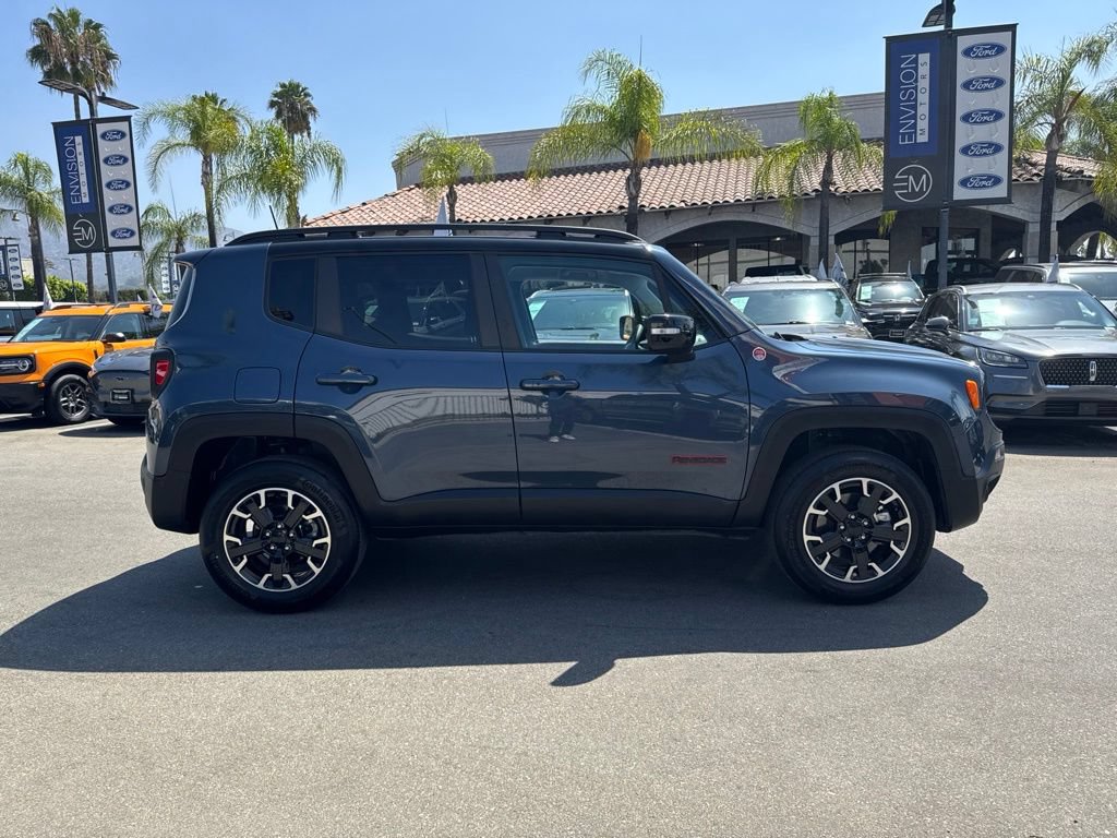 Used 2023 Jeep Renegade Trailhawk AWD/4WD image 14