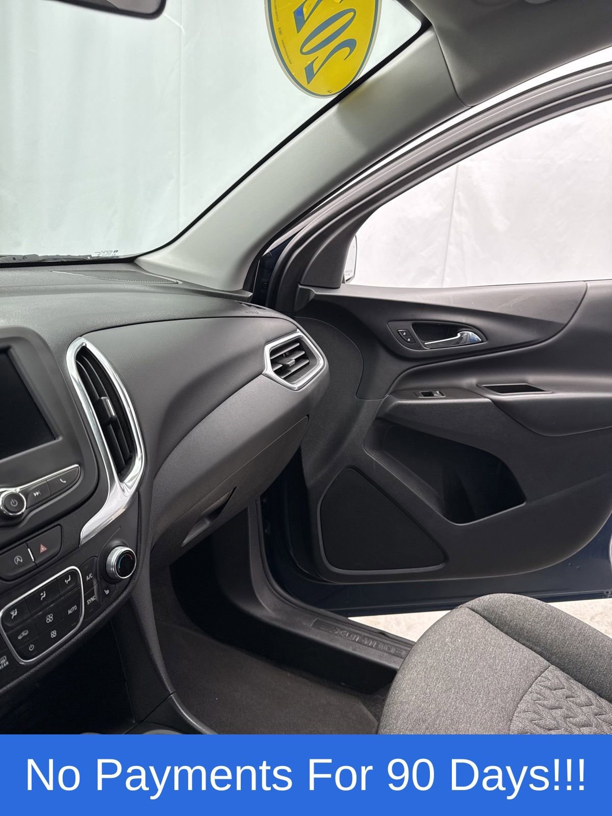 Used 2024 Chevrolet Equinox LT FWD image 23