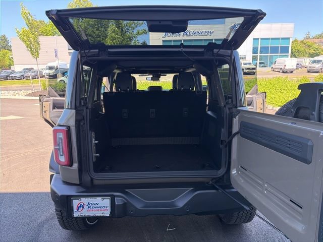 Certified 2025 Ford Bronco Outer Banks w/ Sasquatch Package AWD/4WD image 18