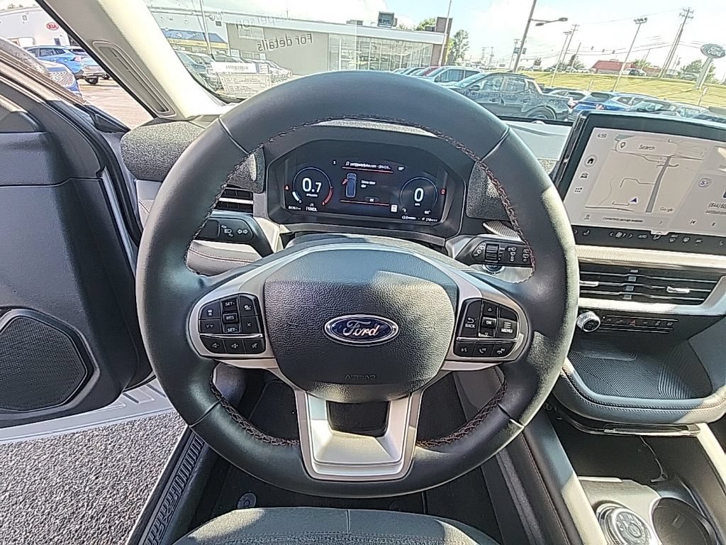Certified 2025 Ford Explorer Active AWD/4WD image 13