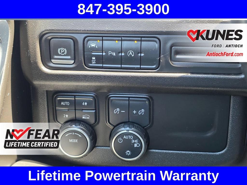 Used 2023 Chevrolet Suburban LT AWD/4WD image 51