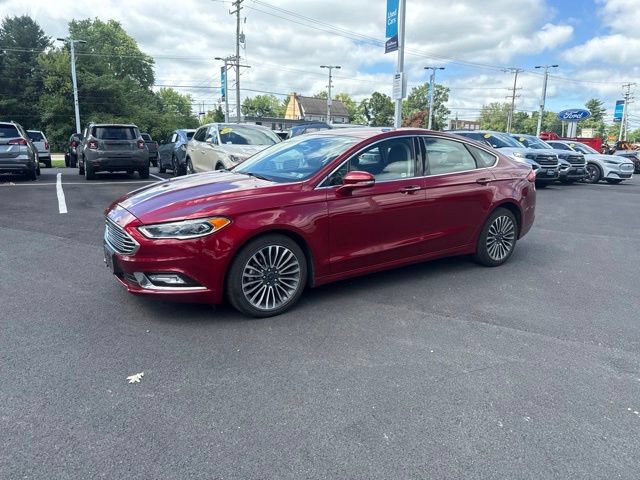 Certified 2017 Ford Fusion SE w/ Fusion SE Technology Package FWD image 3