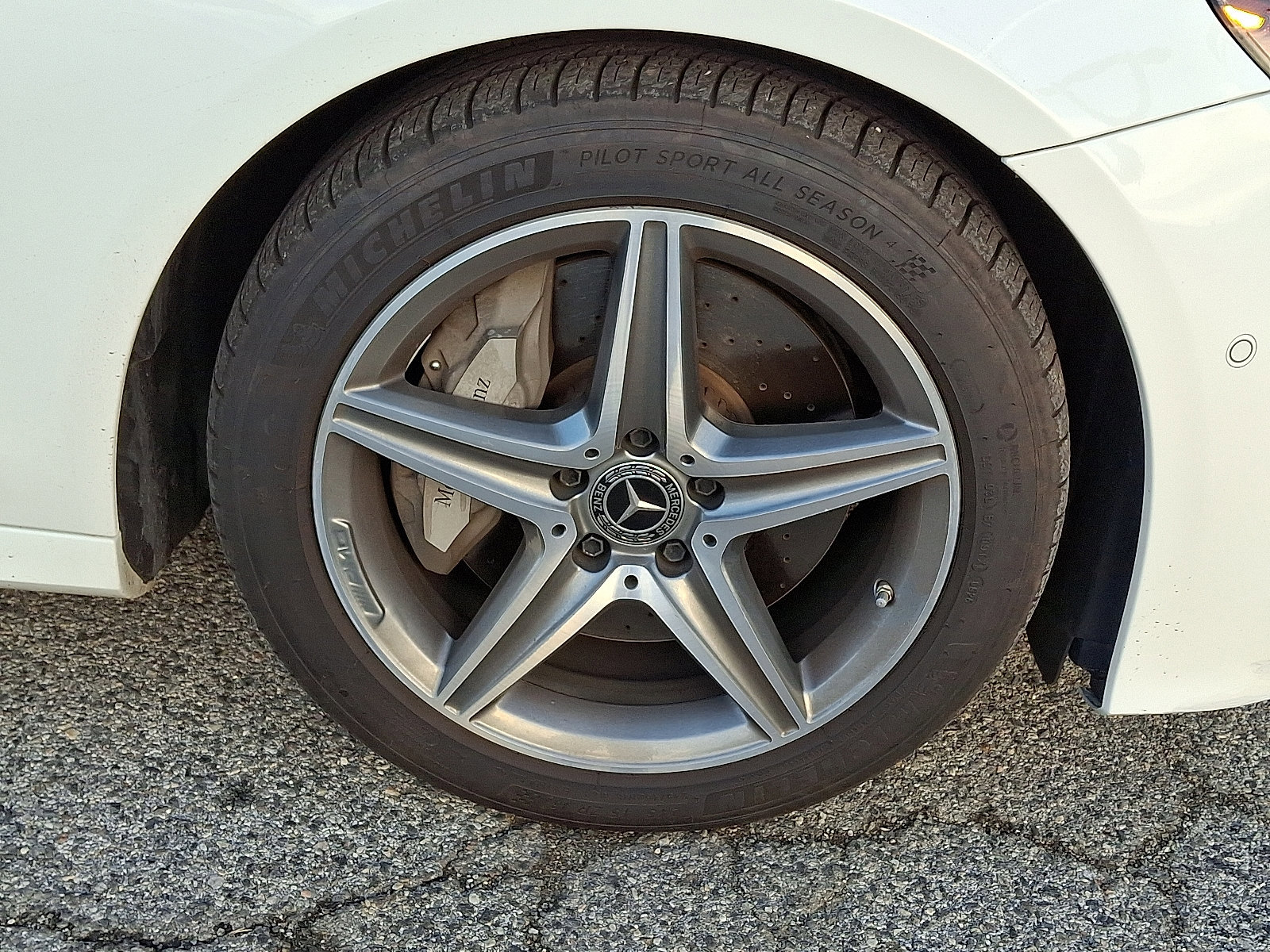 Used 2018 Mercedes-Benz E 300 4MATIC image 11