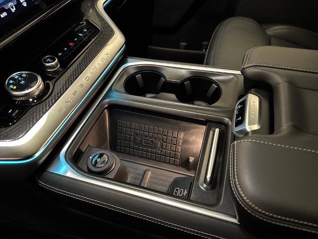 Certified 2025 Ford Expedition Platinum w/ Stealth Performance Package image 32