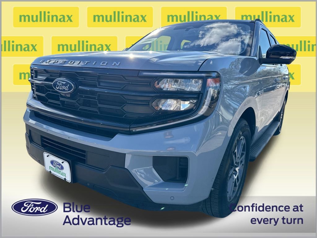 Certified 2025 Ford Expedition Max Active image 11