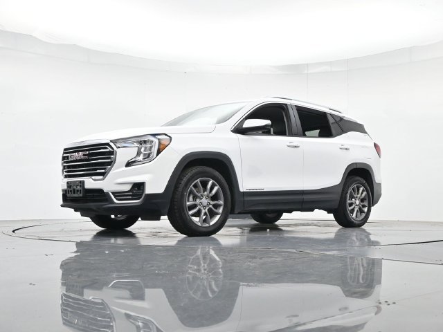 Used 2024 GMC Terrain SLT AWD/4WD image 39