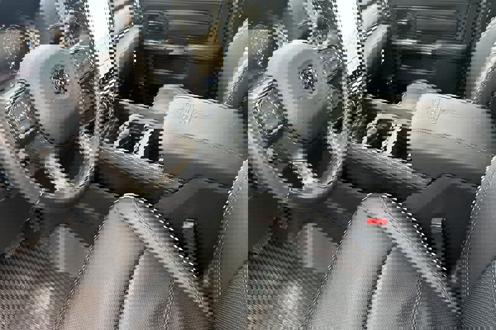 Used 2024 RAM 2500 Limited image 11