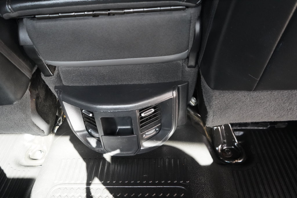 Used 2022 RAM 3500 Tradesman w/ Chrome Appearance Group AWD/4WD image 25