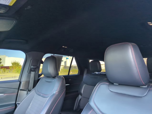 Certified 2025 Ford Explorer ST-Line w/ Premium Package image 16