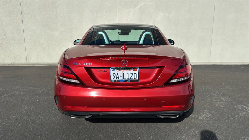 Used 2019 Mercedes-Benz SLC 300 image 3