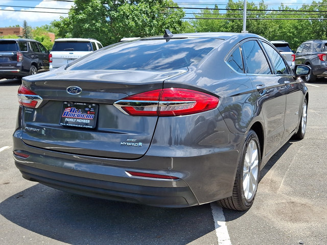 Certified 2019 Ford Fusion SE FWD image 10