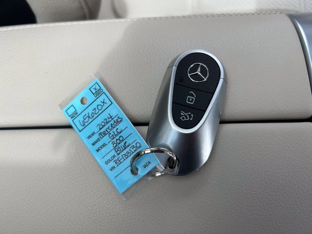 Used 2024 Mercedes-Benz GLC 300 4MATIC image 48