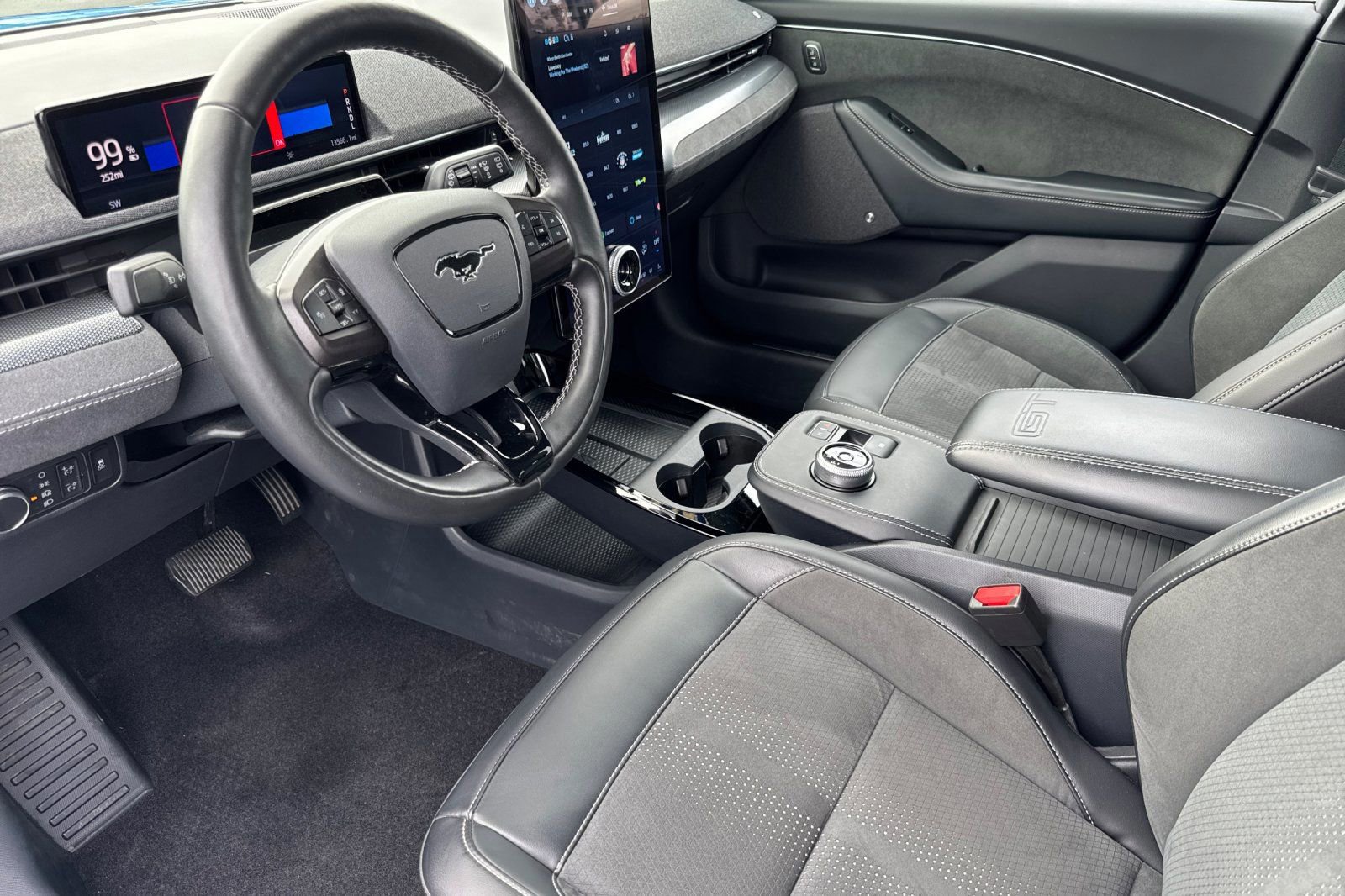 Certified 2022 Ford Mustang Mach-E GT w/ GT Performance Edition image 12