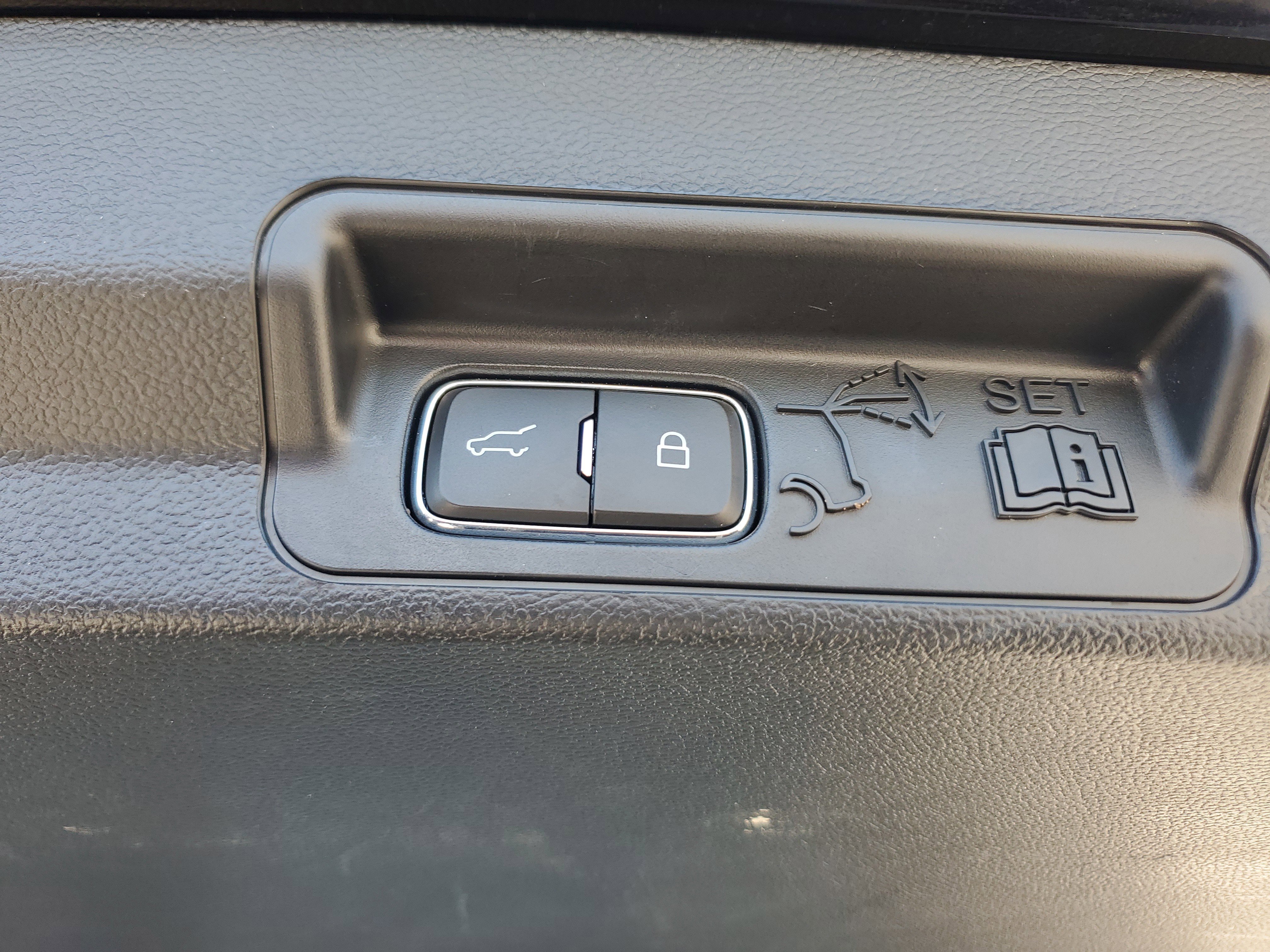 Certified 2023 Ford Explorer ST w/ Equipment Group 401A AWD/4WD image 17