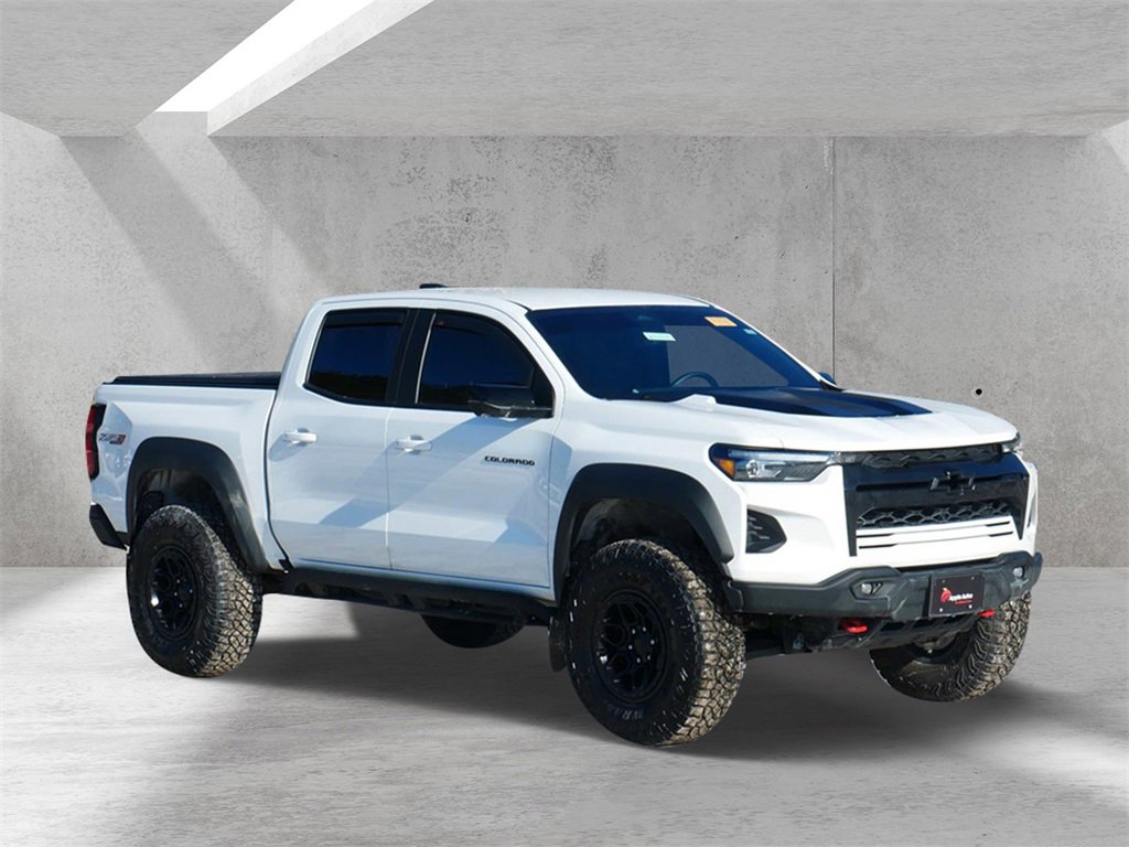 Used 2024 Chevrolet Colorado ZR2 w/ ZR2 Bison Edition