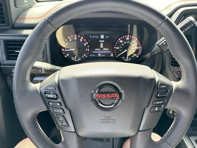 Used 2021 Nissan Titan PRO-4X w/ Pro-4x Convenience Package AWD/4WD image 14