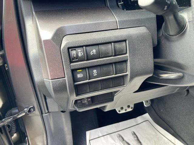 Used 2025 Toyota Tacoma TRD Sport AWD/4WD image 15