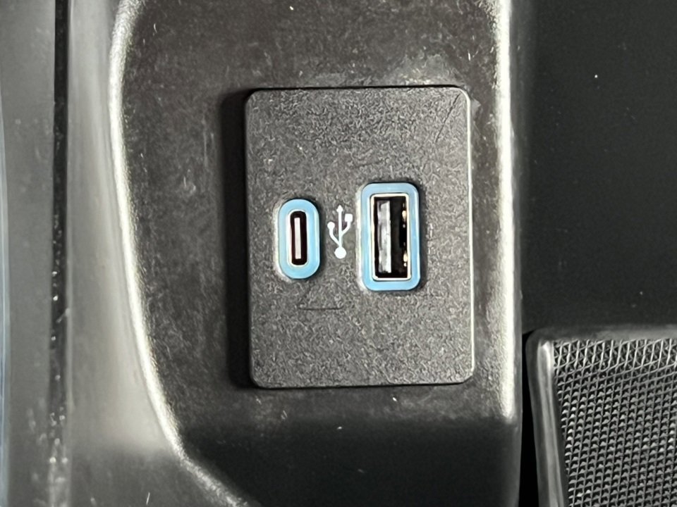 Certified 2022 Ford F150 XLT w/ Equipment Group 302A High image 37