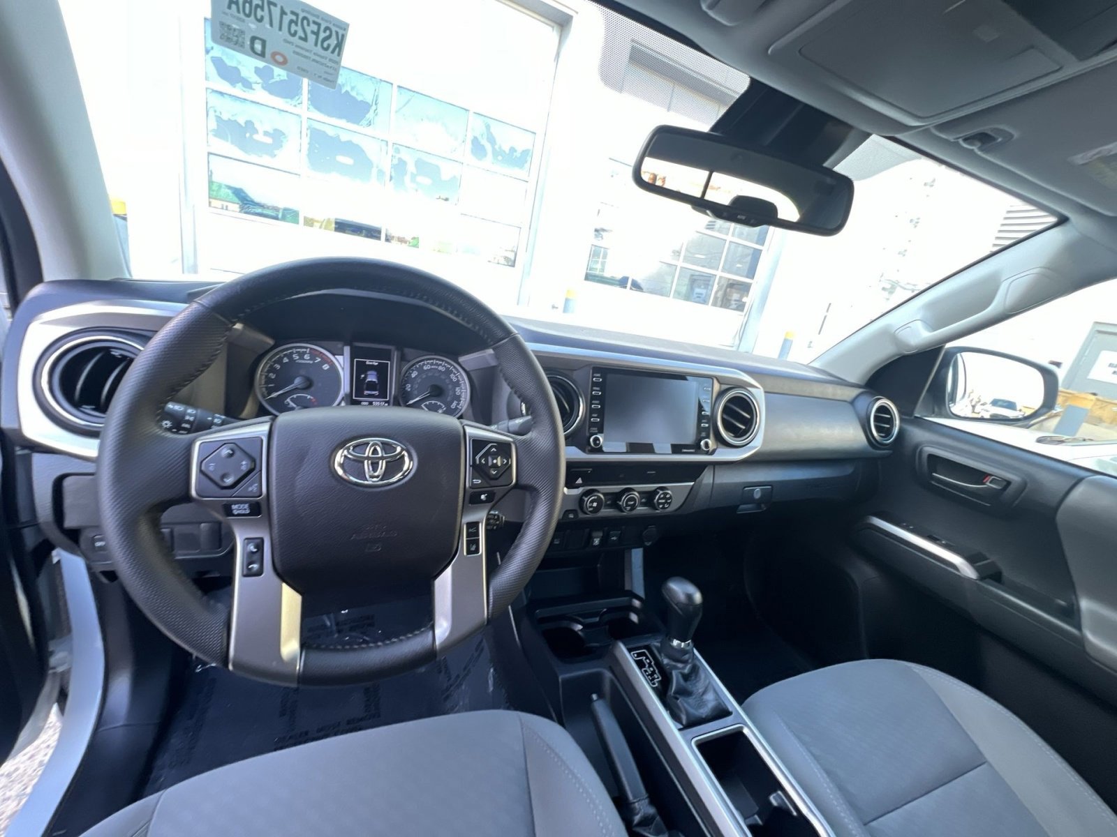 Used 2020 Toyota Tacoma SR5 image 23