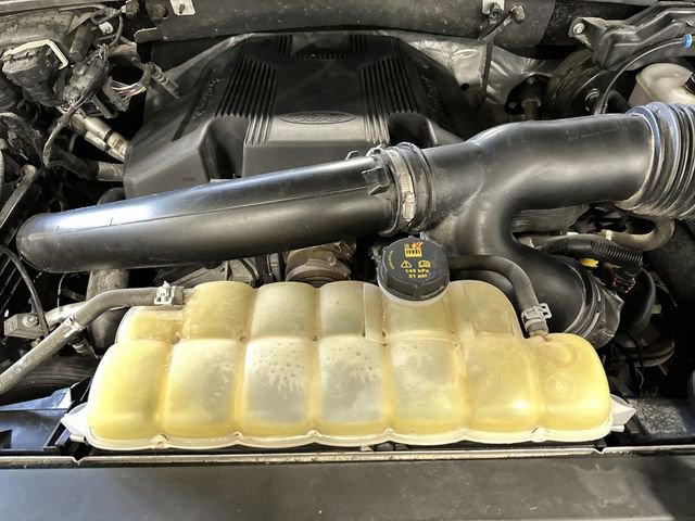 Certified 2019 Ford F150 XLT w/ Equipment Group 302A Luxury image 39