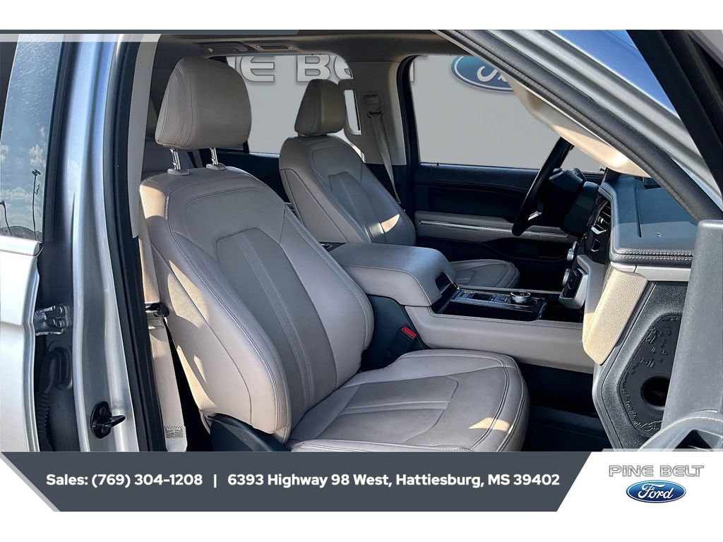 Certified 2024 Ford Expedition Limited RWD image 6