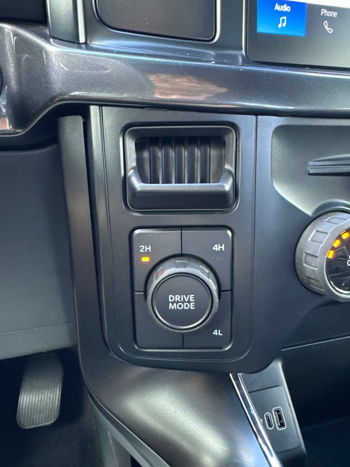 Certified 2025 Ford F150 STX w/ Equipment Group 200A AWD/4WD image 31
