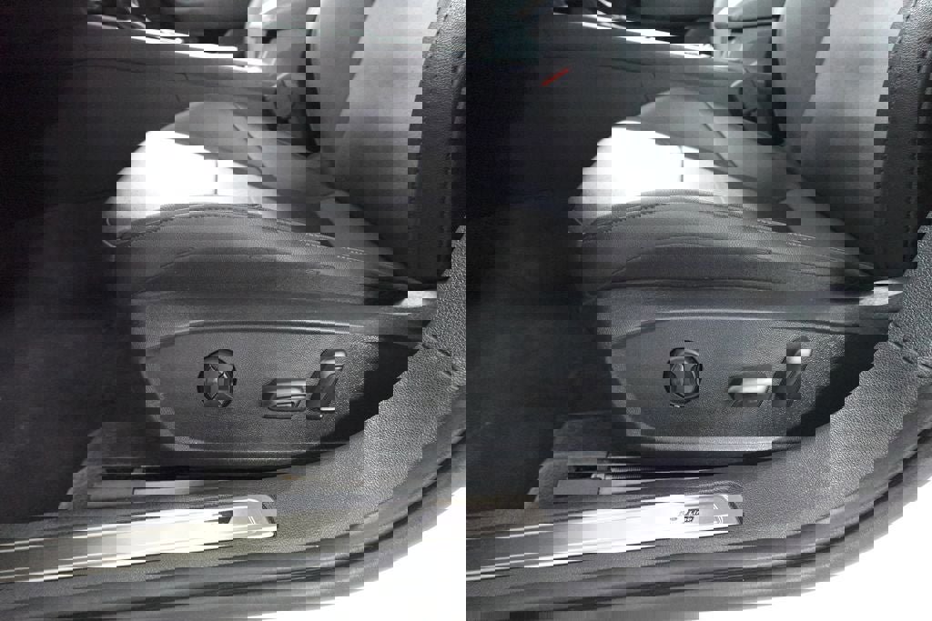 Used 2019 Volkswagen Arteon SE image 11