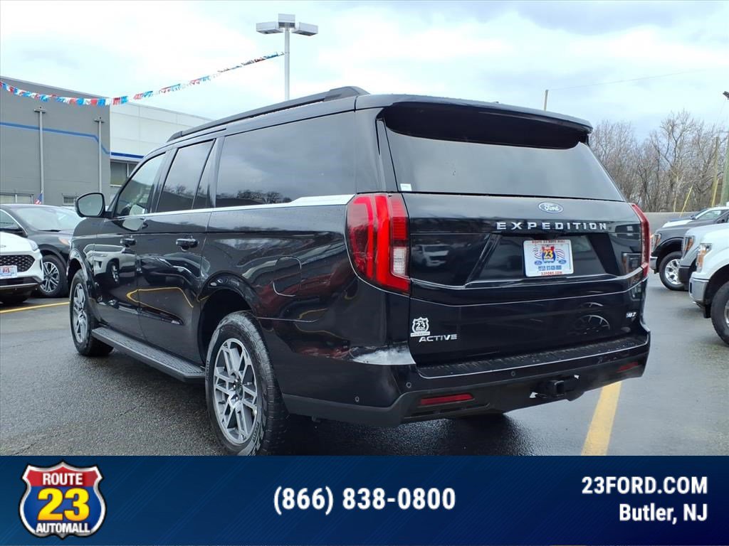 Certified 2025 Ford Expedition Max Active image 3