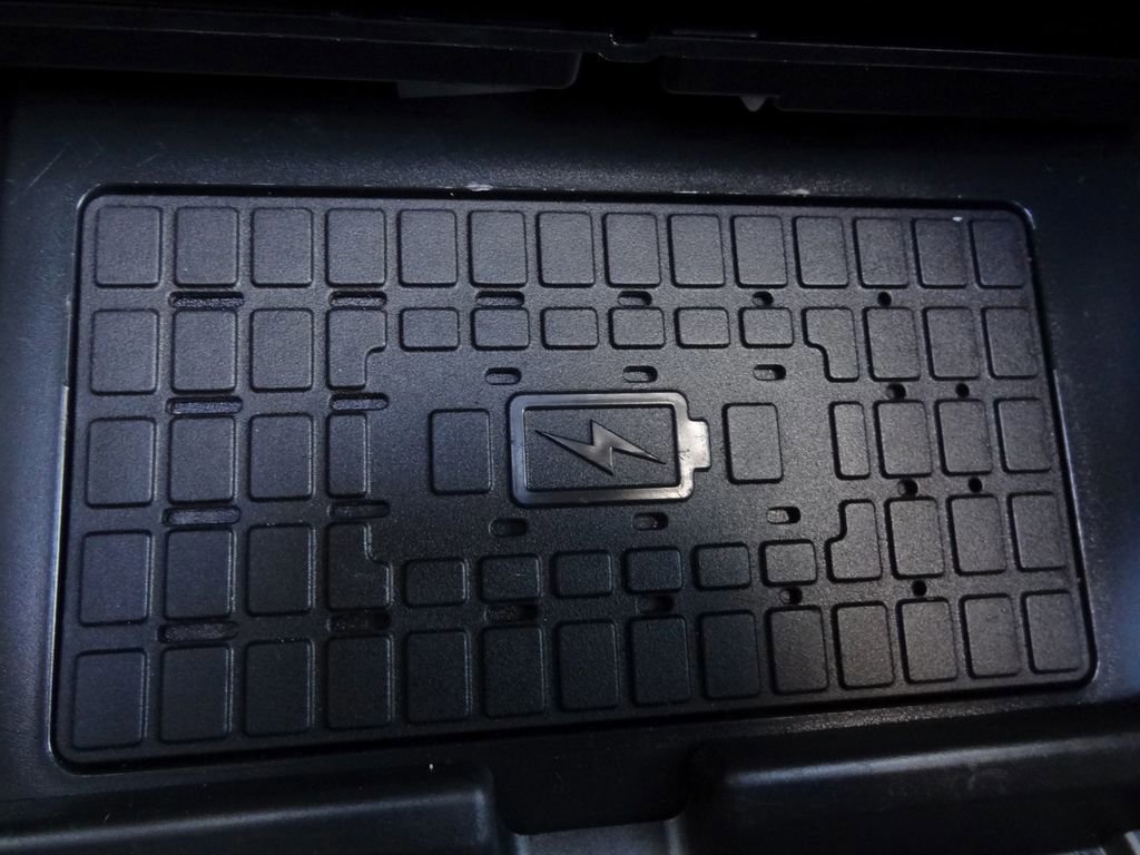 Certified 2023 Ford F150 Platinum w/ Equipment Group 701A High image 48