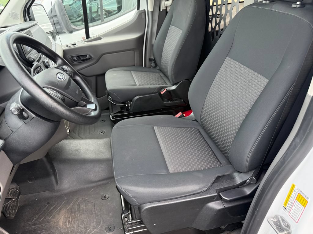 Certified 2025 Ford Transit 250 Low Roof w/ Exterior Upgrade Package RWD image 18