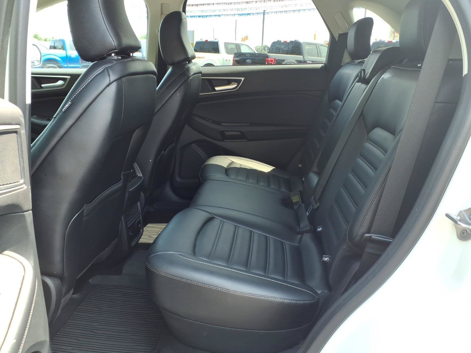 Certified 2023 Ford Edge SEL w/ Convenience Package AWD/4WD image 5