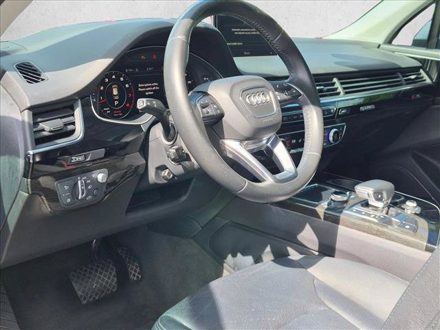 Used 2019 Audi Q7 3.0T Prestige AWD/4WD image 10