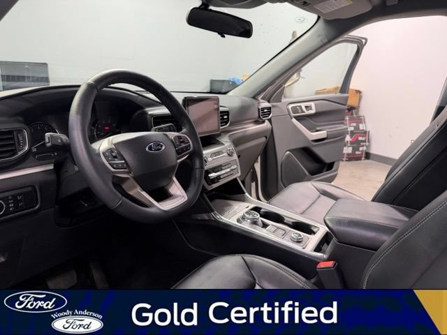Certified 2023 Ford Explorer XLT w/ Equipment Group 202A AWD/4WD image 9
