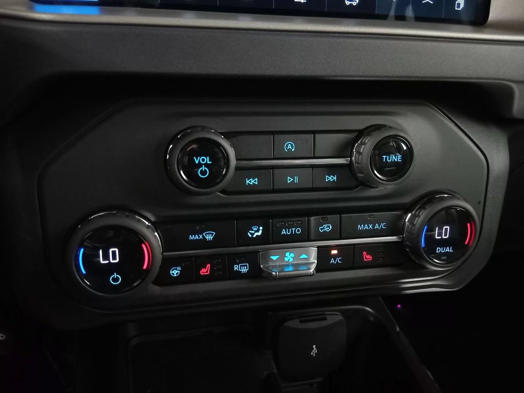 Certified 2025 Ford Bronco Outer Banks AWD/4WD image 20