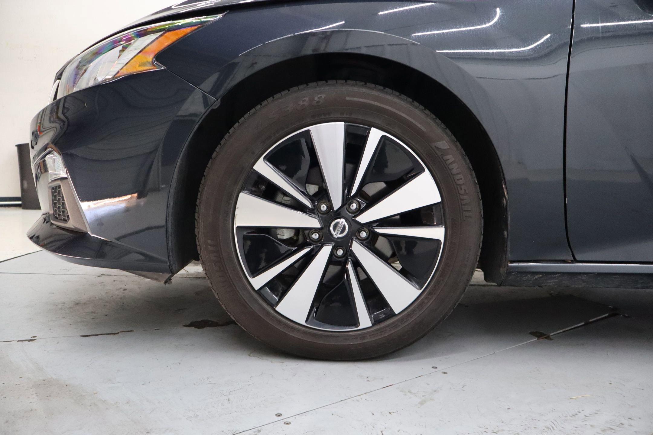 Used 2022 Nissan Altima 2.5 SV image 23