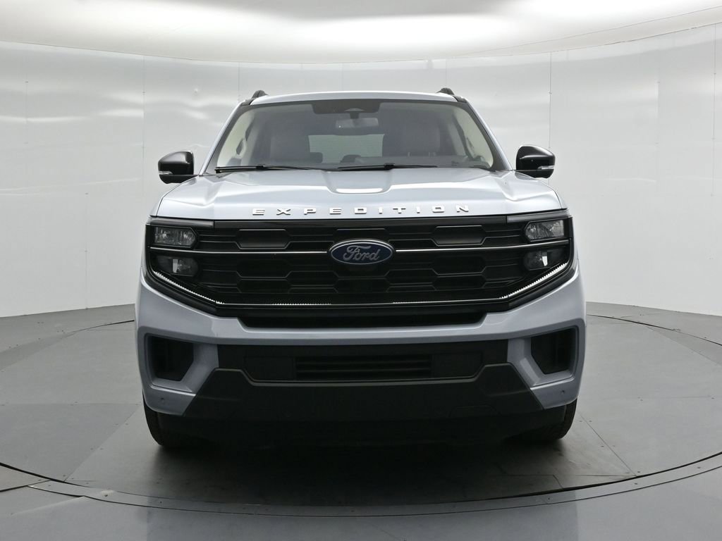 Certified 2025 Ford Expedition Active AWD/4WD image 24