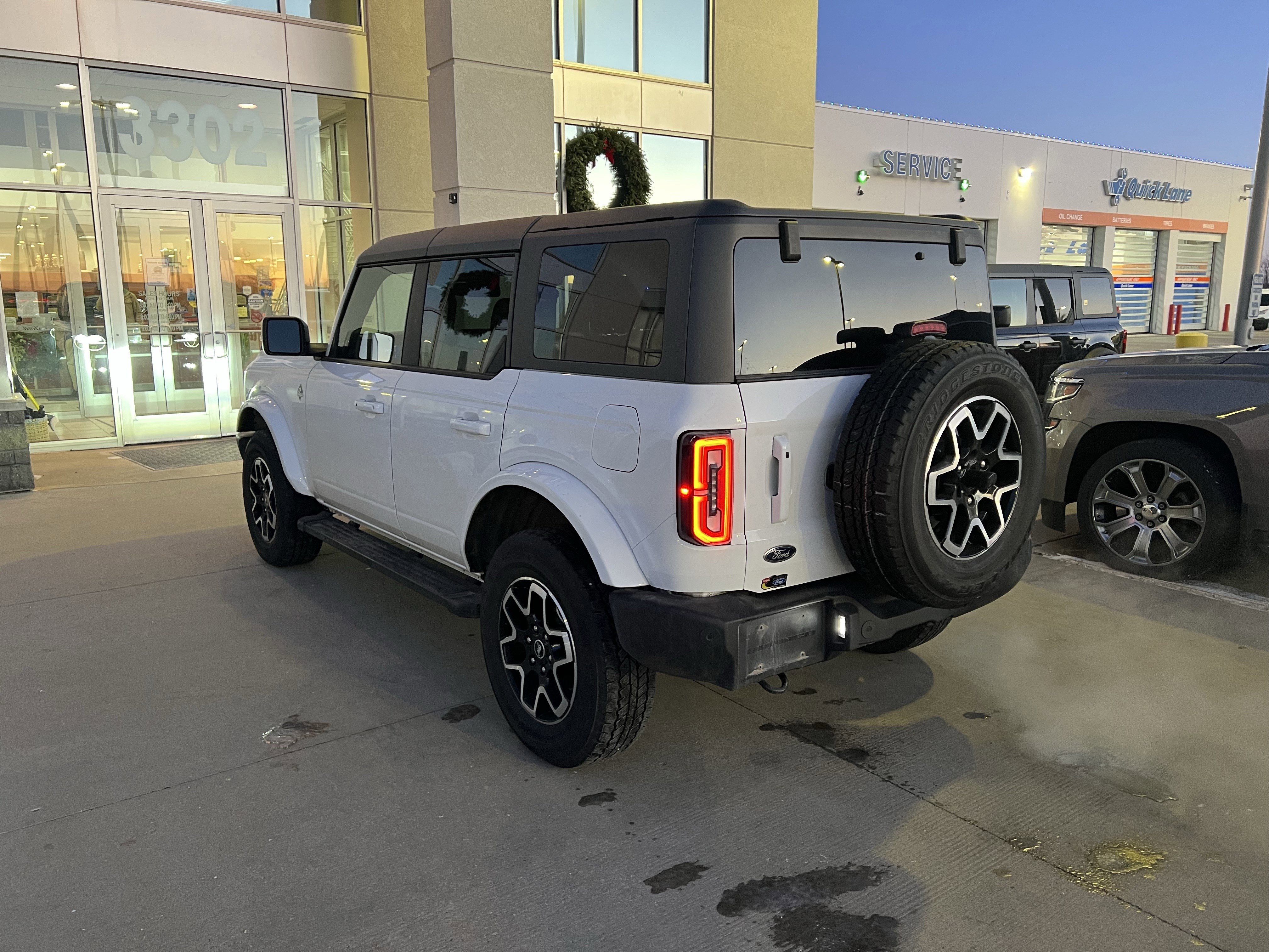 Certified 2024 Ford Bronco Outer Banks image 2