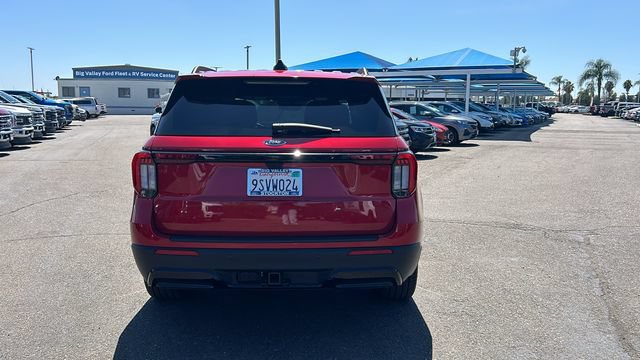 Certified 2025 Ford Explorer ST-Line w/ Premium Package RWD image 4