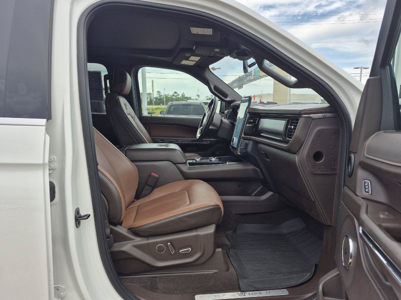 Certified 2022 Ford Expedition Max King Ranch AWD/4WD image 10