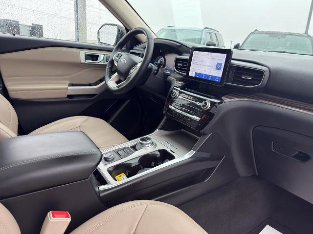 Certified 2023 Ford Explorer Limited w/ Equipment Group 301A image 12