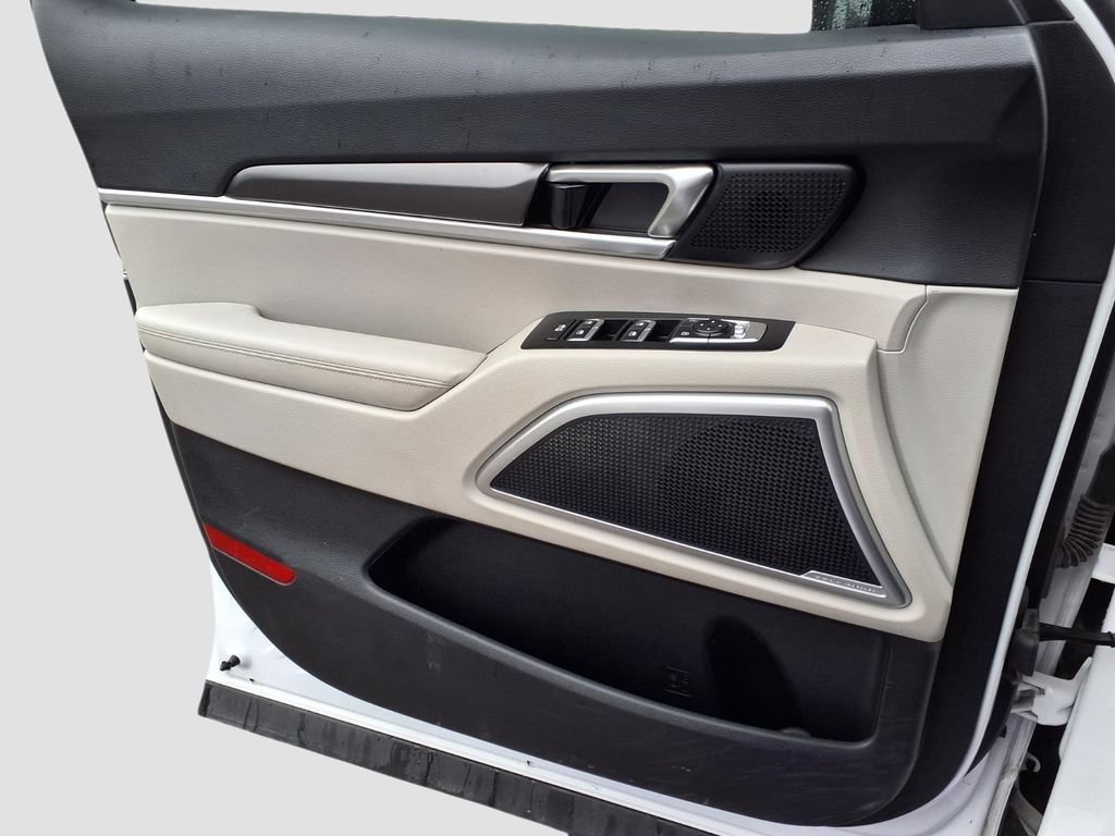 Used 2023 Kia Telluride S FWD image 24