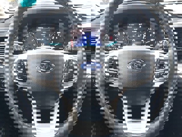 Certified 2021 Ford Explorer XLT w/ Equipment Group 202A image 18