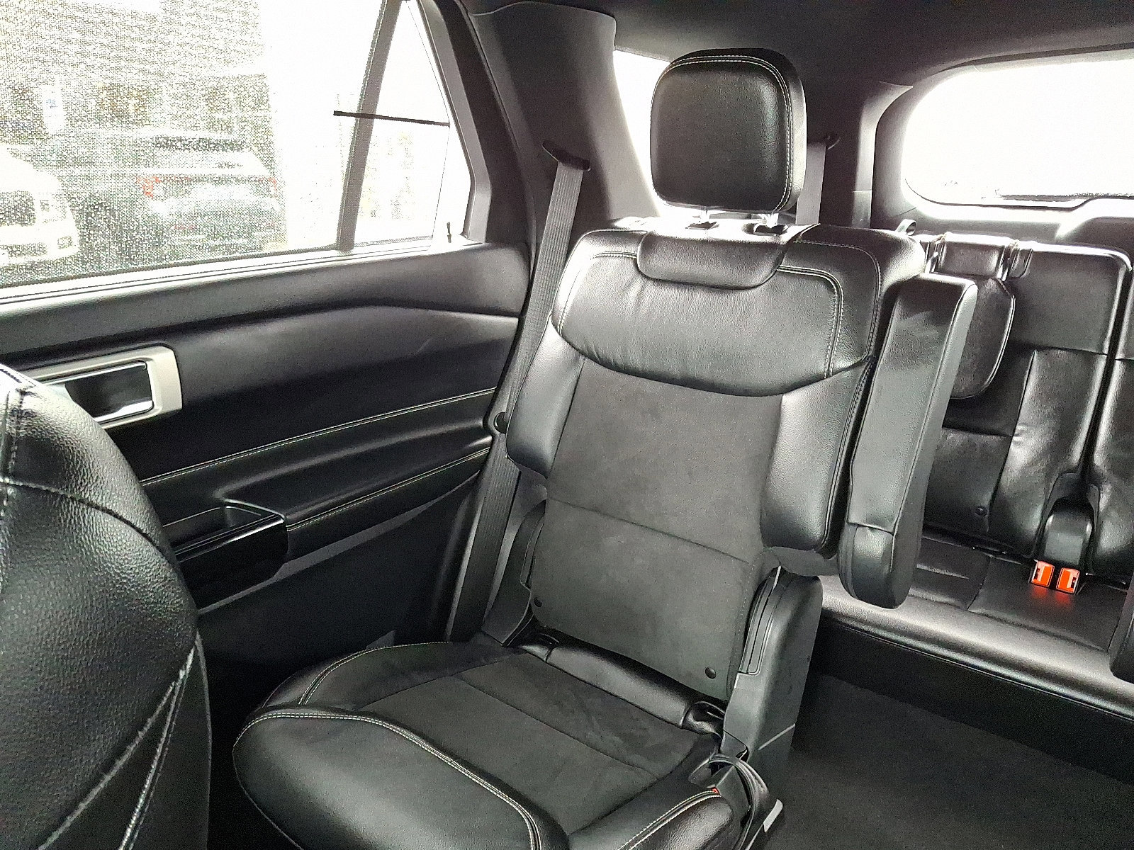 Certified 2023 Ford Explorer ST w/ ST High-Performance Pack image 18