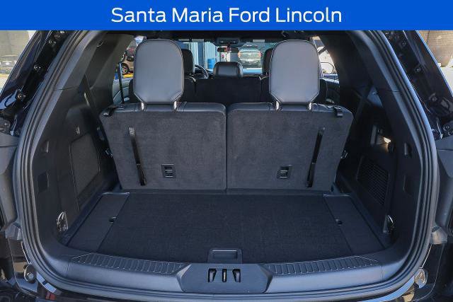 Certified 2025 Ford Explorer ST-Line w/ ST-Line Street Pack image 34