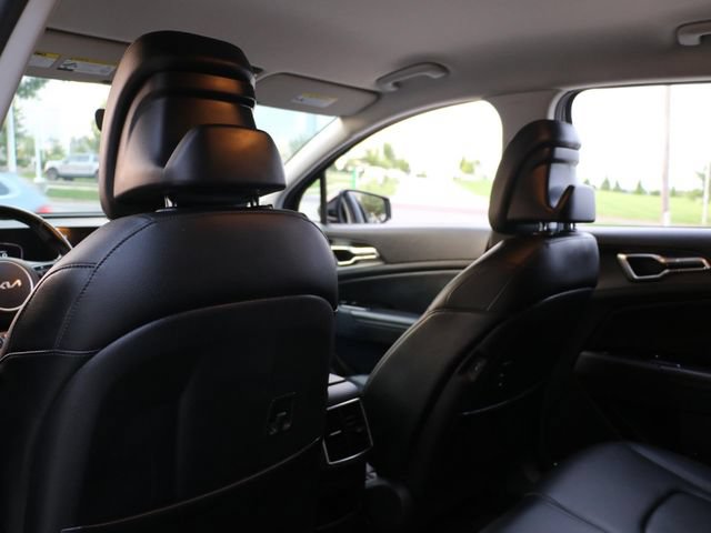 Used 2023 Kia Sportage EX FWD image 14